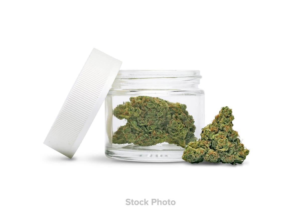 BoulderB | Champagne Showers | Topshelf